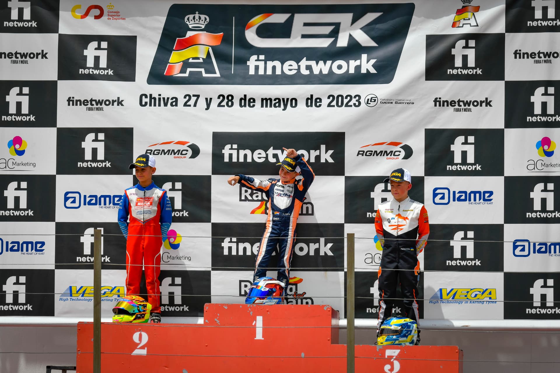Daniel Miron en el primer puesto del podio del Campeonato de España en Chiva